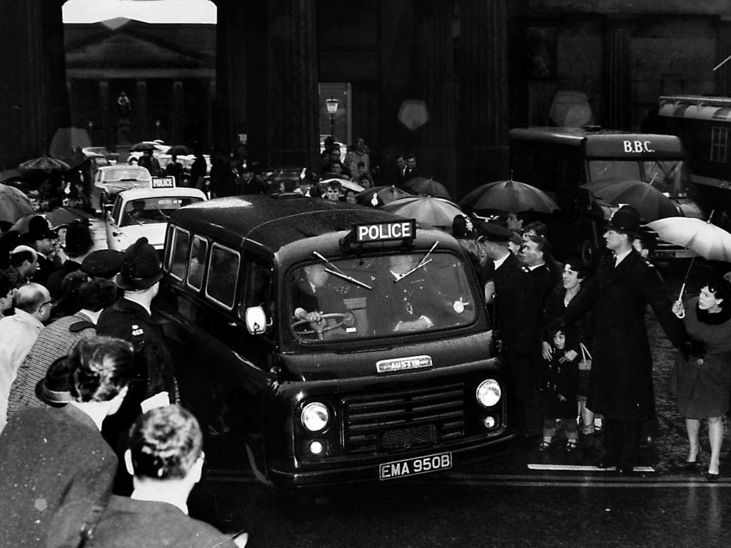 1966 : Police van carrying Myra Hindley & Ian Brady leaving Chester Court after both were found guilty of 1965 torture murders of Edward Evans (17), Lesley Ann Downey (10) & John Kilbride (12) in 1966.England / Crime / Murder