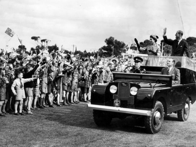 Queen Elizabeth II and Prince Philip visit Renmark in 1954.