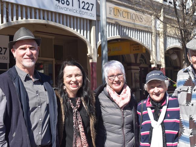 Bruce and Teresa Affleck, Dawn Head Rose, and Heather and Ralph Affleck at the Jumpers and Jazz Grand Automobile Show on July 18, 2021.