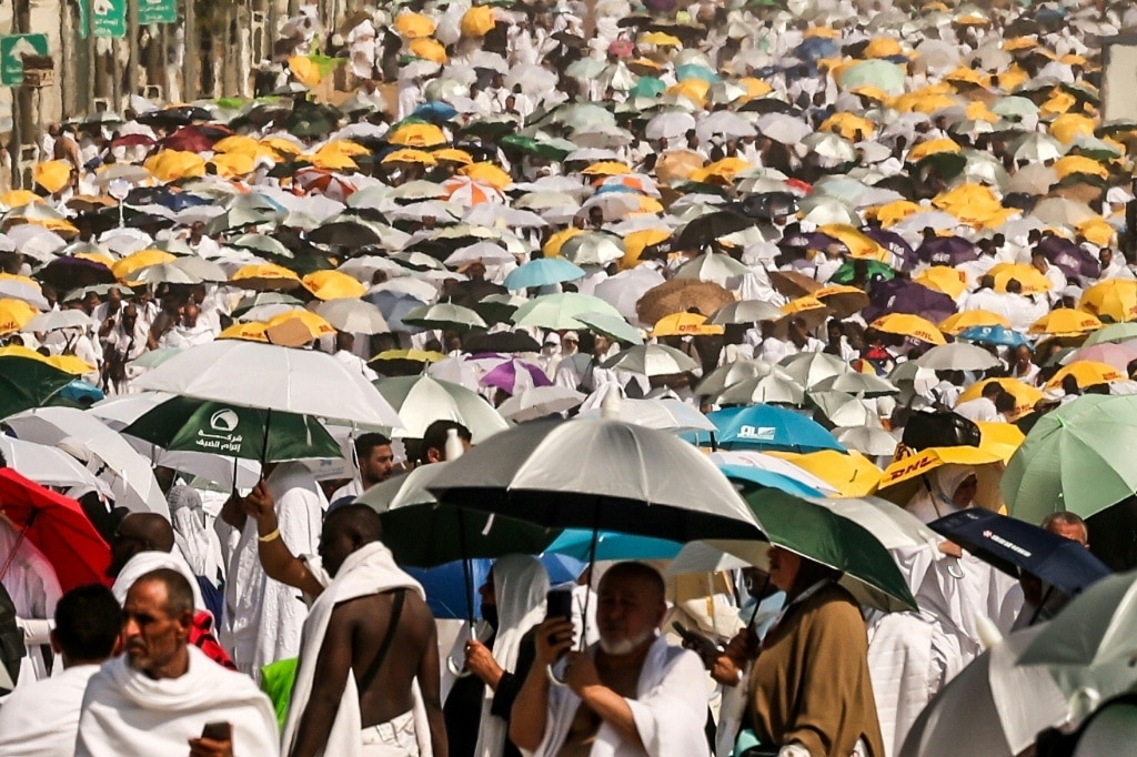 No permit, no hajj: Saudi intensifies crackdown after heat deaths