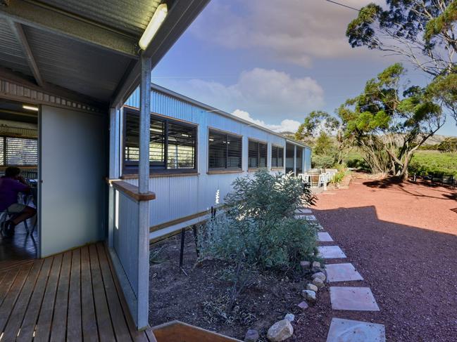 1640 Flinders Ranges Way, Saltia.