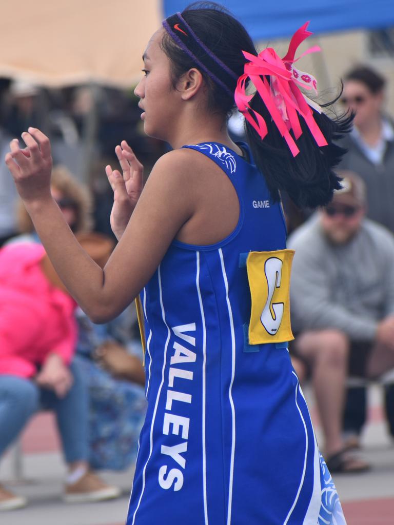 On court at the Cap Coast Junior Netball Carnival at the Barmaryee Multi Sports Precinct, Yeppoon, on August 11, 2024. Photo: Pam McKay
