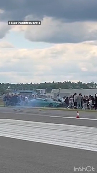 Dragracer loses control, drives into crowd