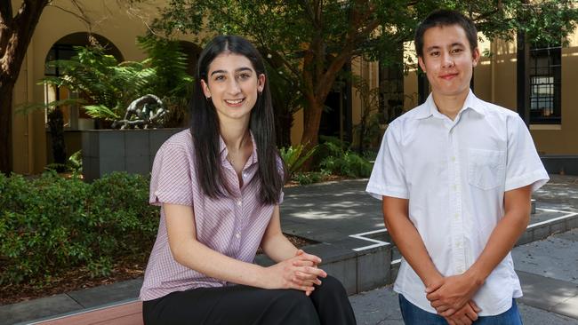 2021 Wesley College duxes Sara Pisacane and Thien Pham are one of thousands of students anxiously awaiting their university offers for 2022. Picture: Ian Currie