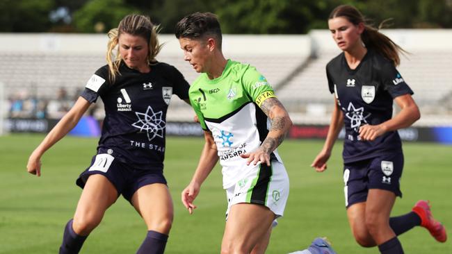 Michelle Heyman on the charge for Canberra United. Picture: Matt King/Getty Images