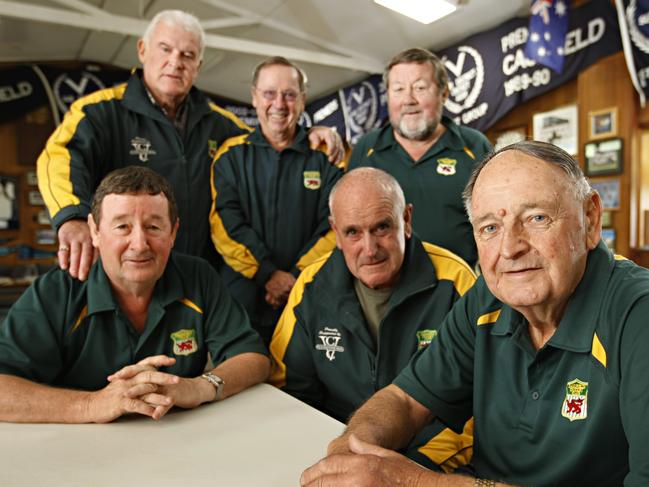 Jack Sheehan and other Caulfield greats with the legendary Harold Little (right).