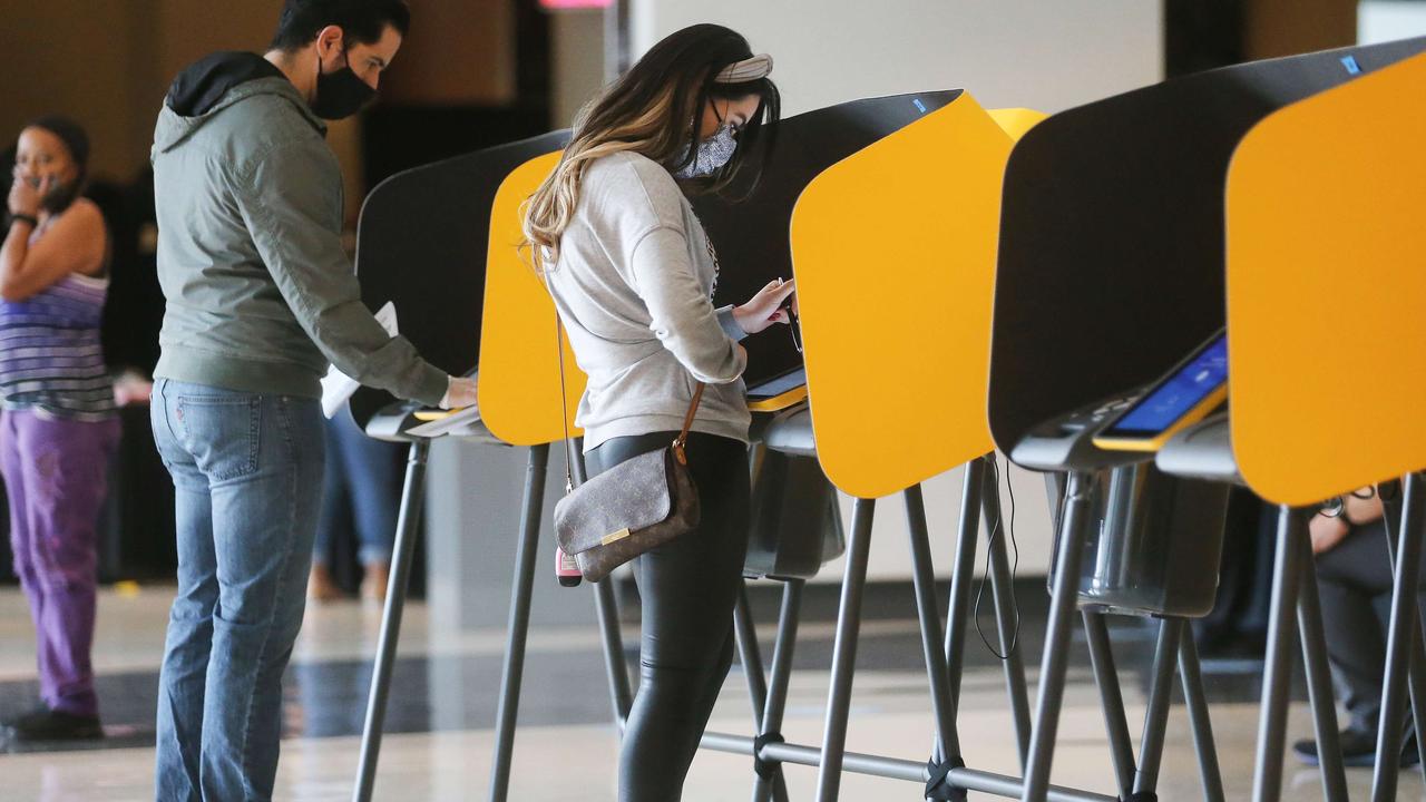 Americans mark their ballots on the first weekend of early in-person voting on October 25. Picture: Mario Tama/Getty Images/AFP