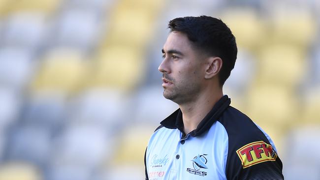 Shaun Johnson will return to the Warriors on a two-year deal.