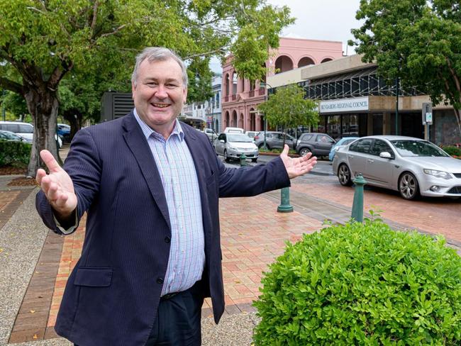 Two-term Bundaberg mayor Jack Dempsey looks set for an upset defeat to Helen Blackburn in the 2024 mayoral election.