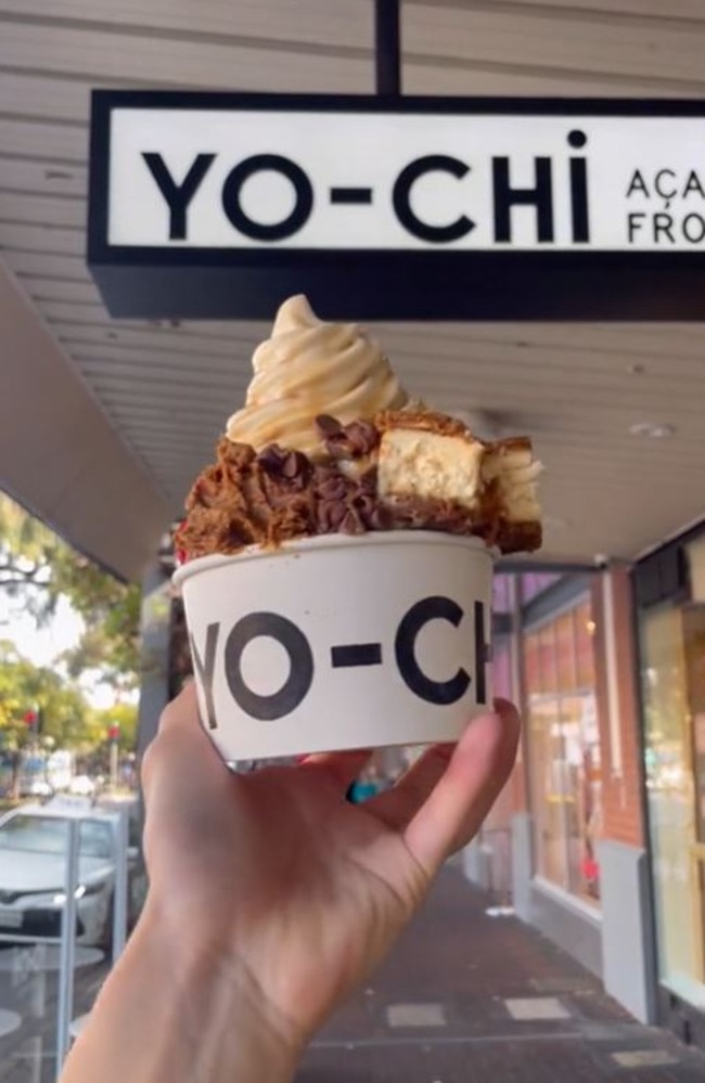 He says the toppings are often what can make a frozen yoghurt bowl unhealthy. Picture: TikTok