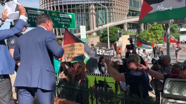 Katter Australian Party clash with protesters in Brisbane