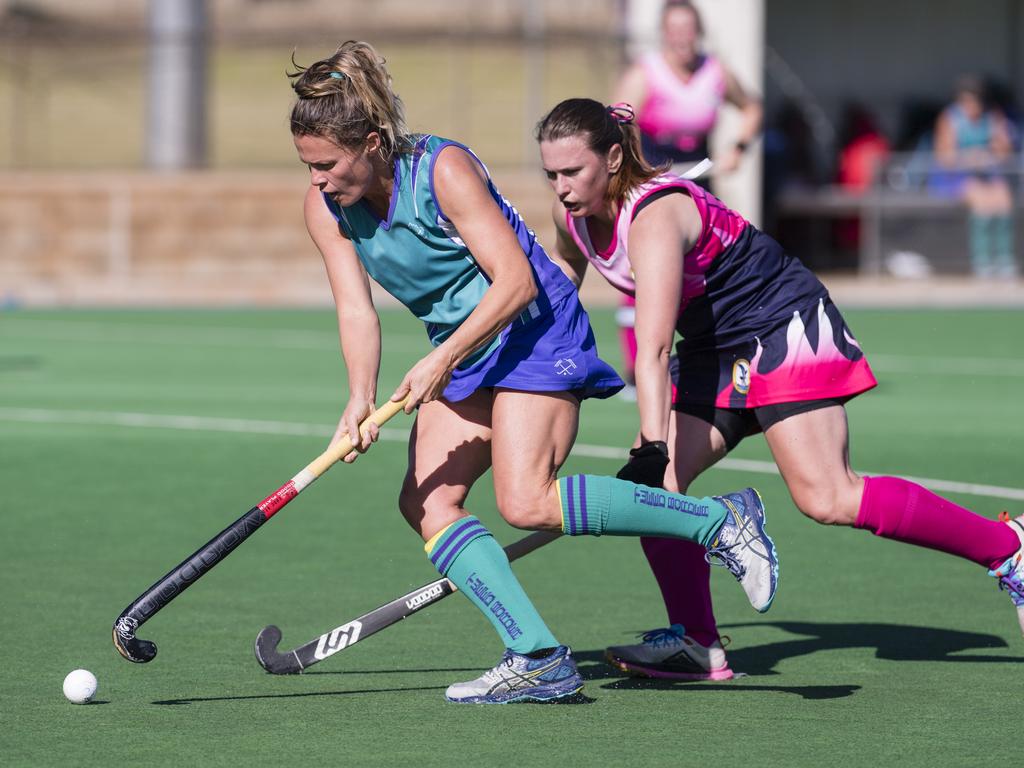 Isobel Topper (left) of Tweed 1 and Amanda Ross of Toowoomba 1.