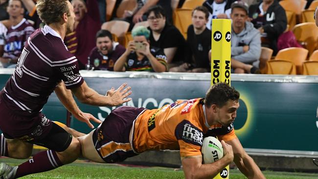 Corey Oates is the most prolific tryscorer at Suncorp Stadium.