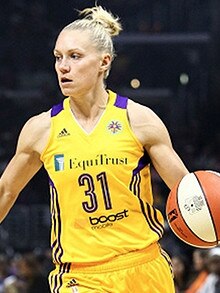 Erin Phillips playing for the LA Sparks.