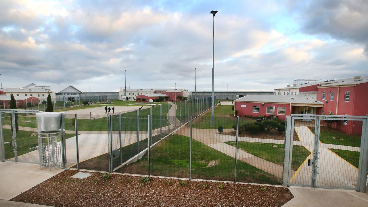 Aboriginal Port Phillip Prison inmate dies in Melbourne jail | Herald Sun