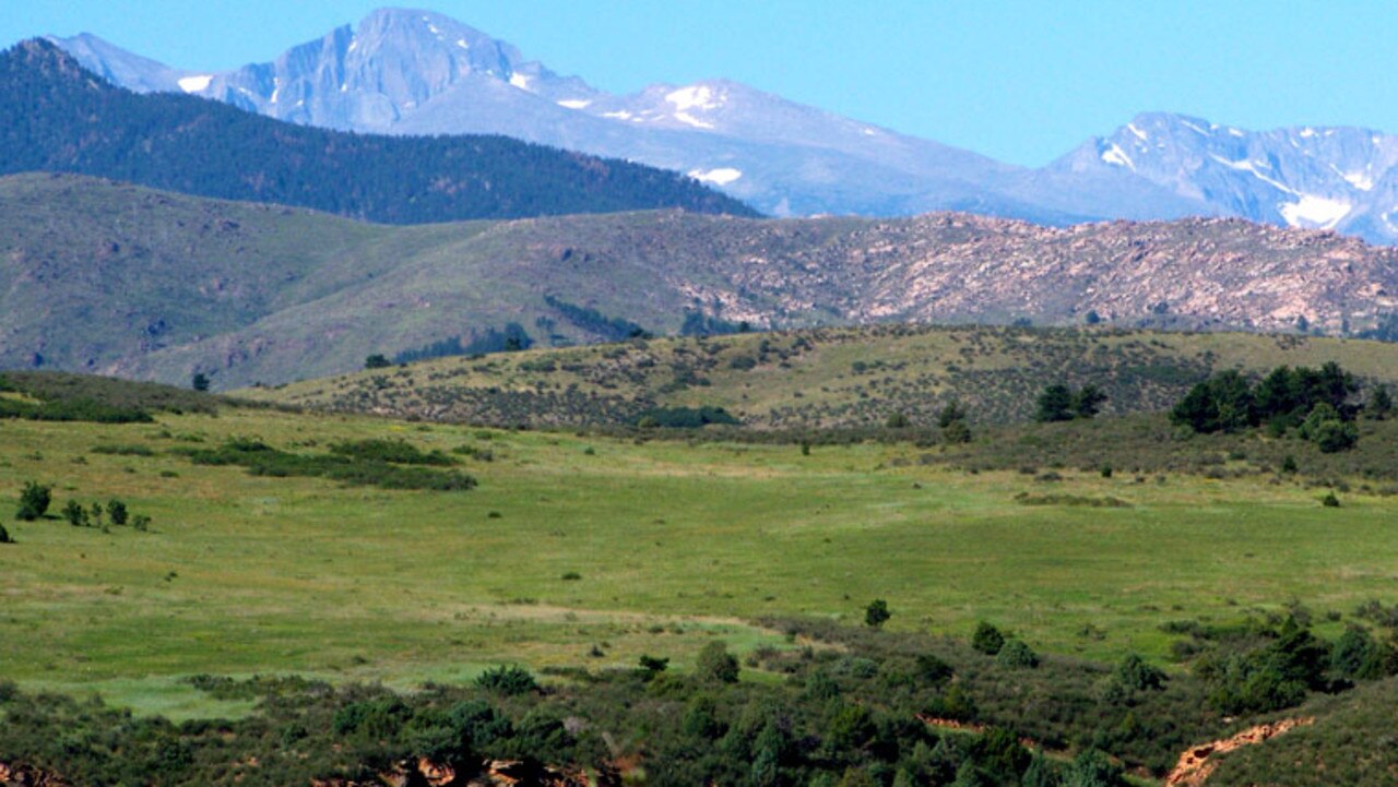 Open mountain. Horsetooth.