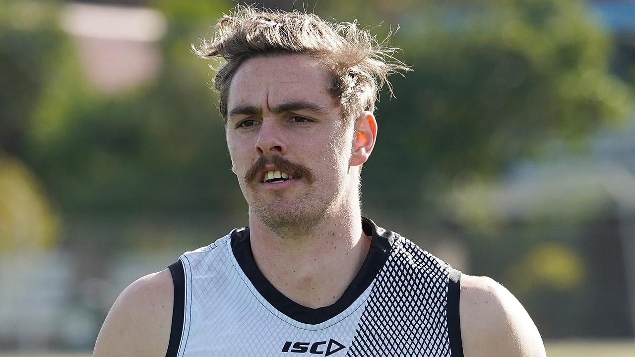 Joe Daniher is out for the season. (AAP Image/Stefan Postles)