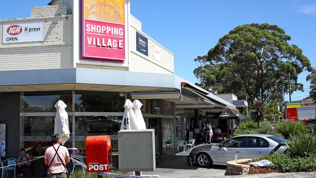 Crime scene at North Epping shopping village. Picture: Toby Zerna