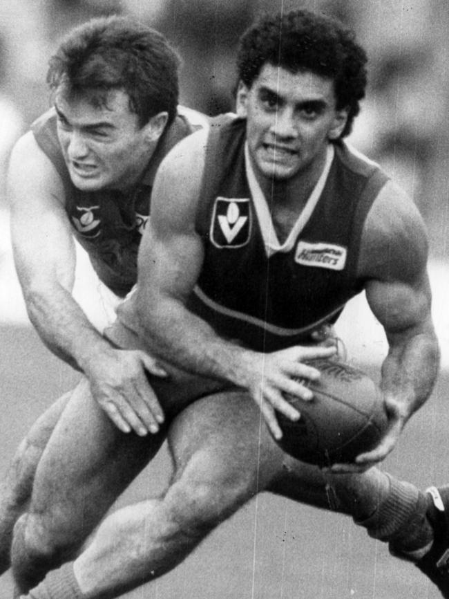 Tony Liberatore in action for Footscray in 1987.