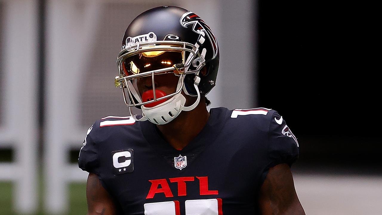 Tennessee Titans wide receiver A.J. Brown (11) warms up befopre