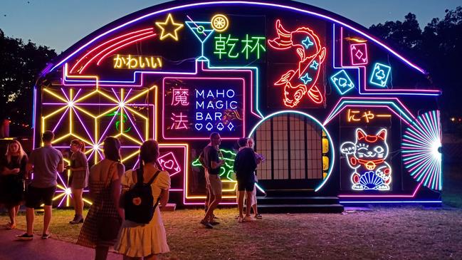 In a first-of-its-kind spectacle for the region, Port Douglas Carnivale welcomes Maho Magic Bar, an event that is set to redefine entertainment in Tropical North Queensland. Photo: Kate Prendergast