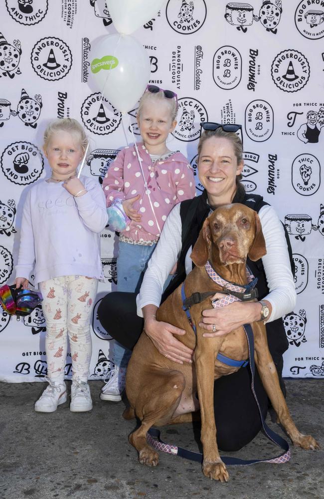 Myah, Ava, Lana and Graham the dog at CronullaFest at Cronulla on the 09/09/2023. Picture: Daily Telegraph/ Monique Harmer