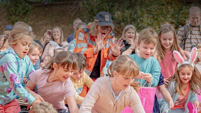 Bendigo Easter Festival Vision Australia egg hunt attracts thousands of participants every year. SES volunteers throw extra eggs into the wood wool pile when stocks are running low.