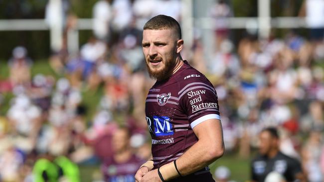 Jackson Hastings of the Sea Eagles warming up.