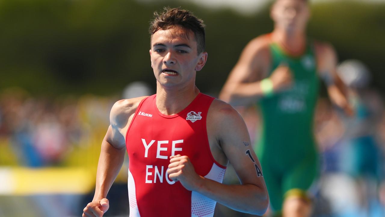BIRMINGHAM, ENGLAND - JULY 31: Alex Yee of Team England competes during Triathlon Mixed Team Relay Final on day three of the Birmingham 2022 Commonwealth Games at Sutton Park on July 31, 2022 on the Birmingham, England. (Photo by David Ramos/Getty Images)