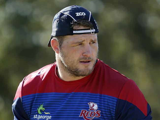 Wallaby prop James Slipper training with the Queensland Reds after returning from a torn achilles.  (AAP/Josh Woning)