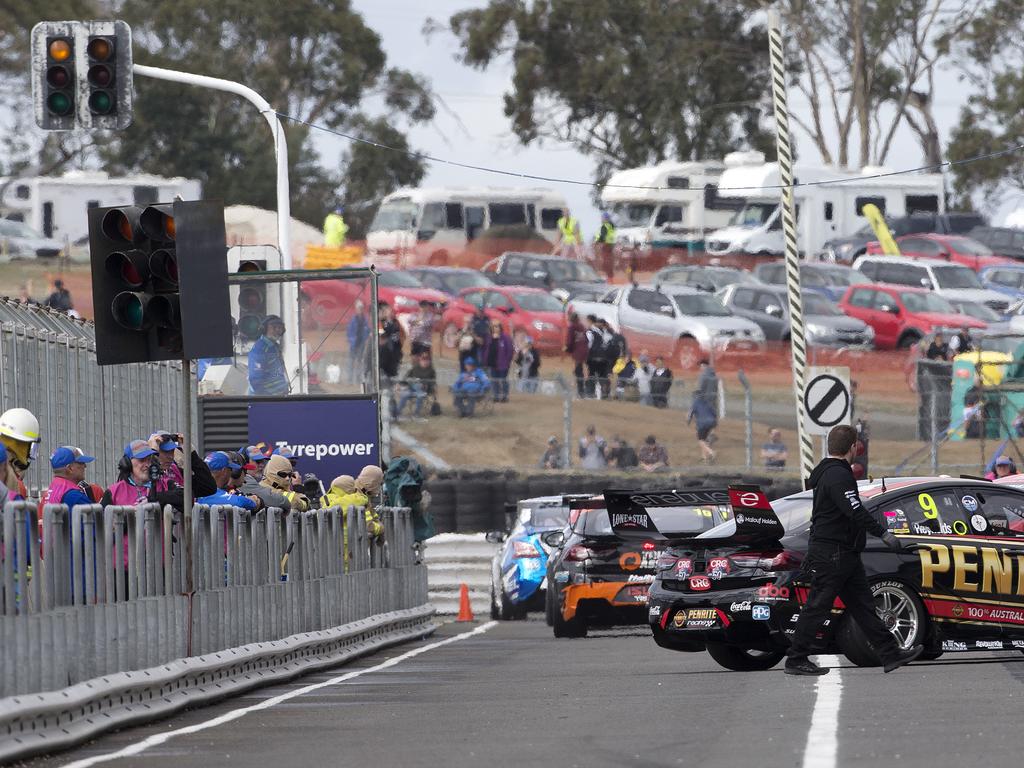 Pit lane before practice 3 at Symmons Plains. PICTURE CHRIS KIDD