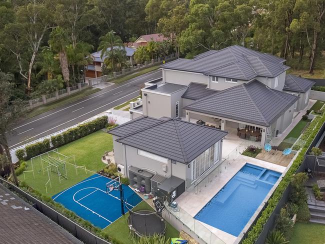 106 Tuckwell Rd Castle Hill - real estate NSW