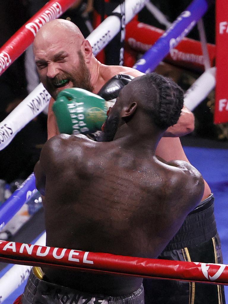 The second last punch of the fight. Picture: Ethan Miller/Getty