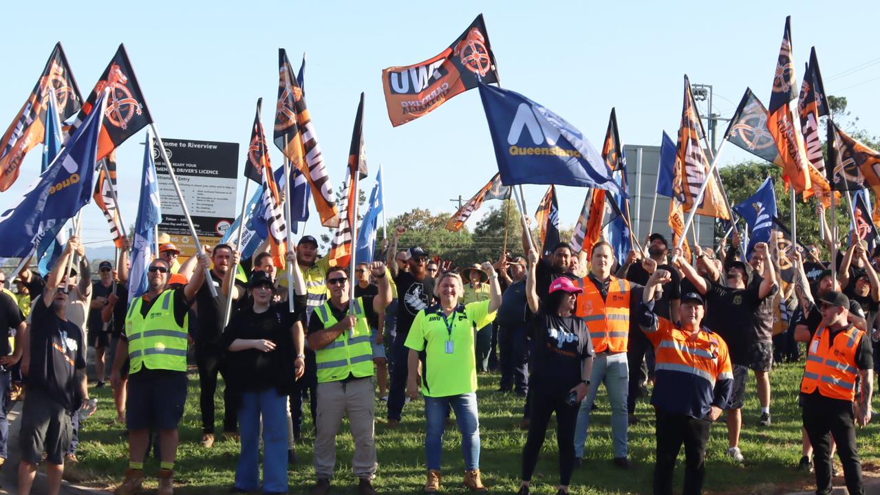 120k bins to be left kerbside by fuming garbos as pay war rolls on