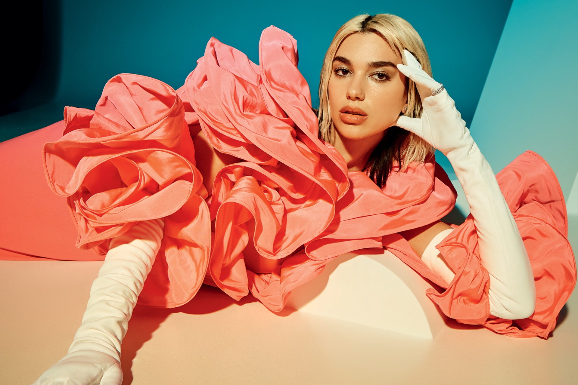 Dua Lipa on fame, the feminist wave in music and her love-hate relationship  with social media - Vogue Australia