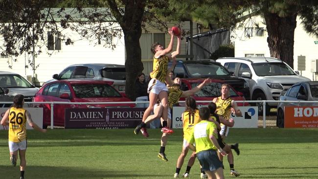 Schmidt takes a hanger for the Tigers. Picture: Gawler Central Football Club