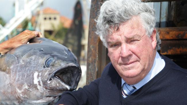 Ron Boswell visiting Brown’s Slipway on the Sunshine Coast to discuss the proposed closure of fishing grounds. Photo: Barry Leddicoat