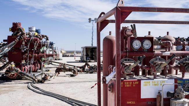 Hydraulic fracking machinery at a Royal Dutch Shell Plc site near Mentone, Texas. Picture: Bloomberg.