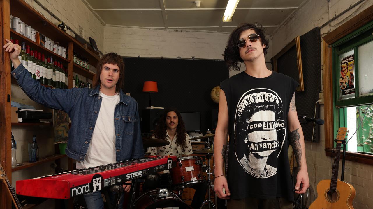 Dylan Frost: Sticky Fingers singer back in rehab after bandmate fight ...