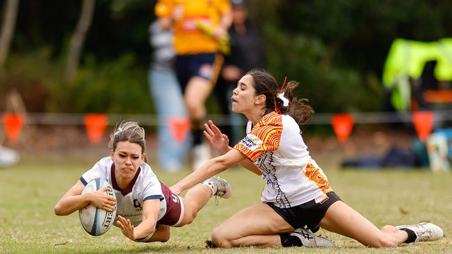 Mia Vines scores for Queensland at the 2024 Australian Schools Rugby Championships. Picture: Rachel Wright.