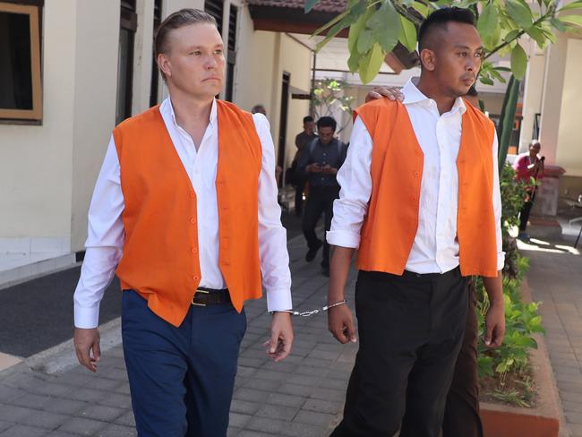 Melbourne men David Van Iersel and William Cabantog arrive at Denpasar District Court. Picture: Lukman S.Bintoro