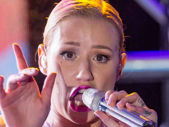 Aussies tipped to win big at MTV VMAs