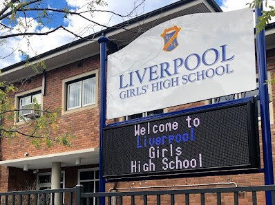 Liverpool girls highschool covid masks