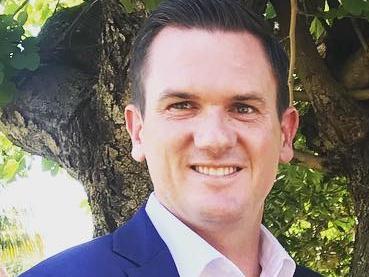 WEEKEND TELEGRAPHS SPECIAL. MUST TALK WITH PIC ED JEFF DARMANIN BEFORE PUBLISHING.  Seven news reporter Peter Fegan.  Peter with Anthony Mundine. Picture instagram
