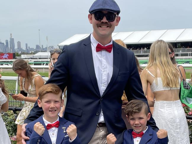 Lennon, Heath and Jude in matching outfits at the races.