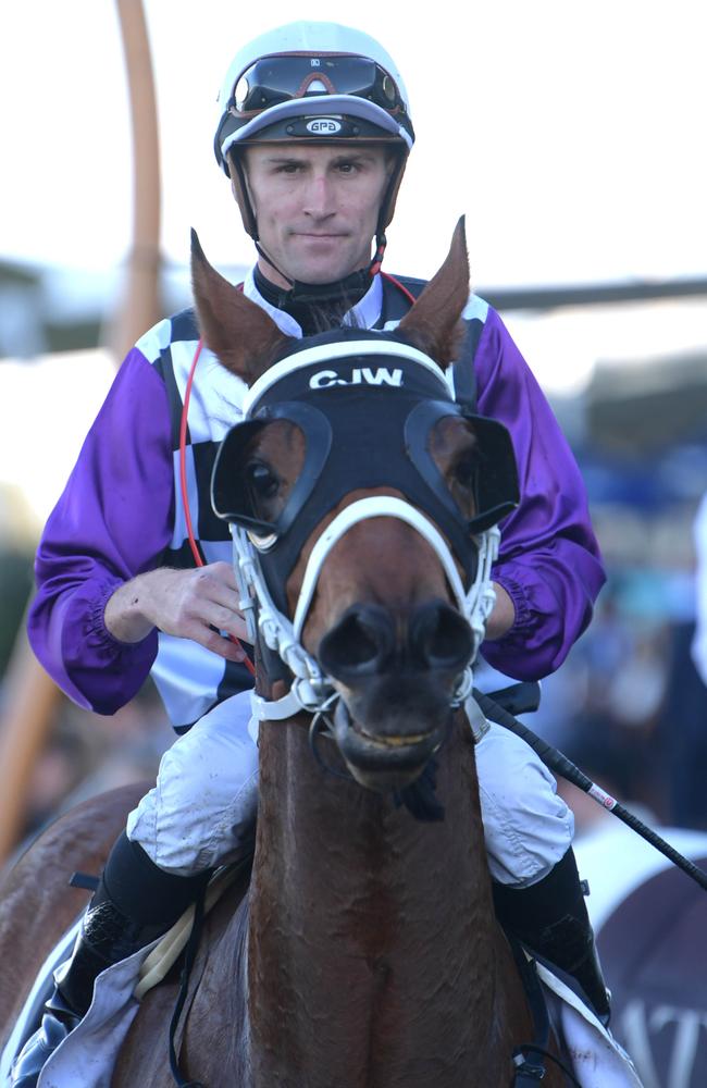 Invinzabeel and Tye England return to scale.