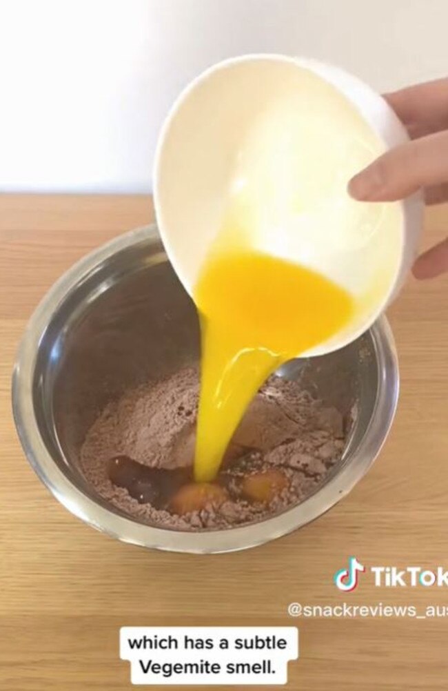 She said it was easy to make. Picture: @snackreviews_aus/TikTok