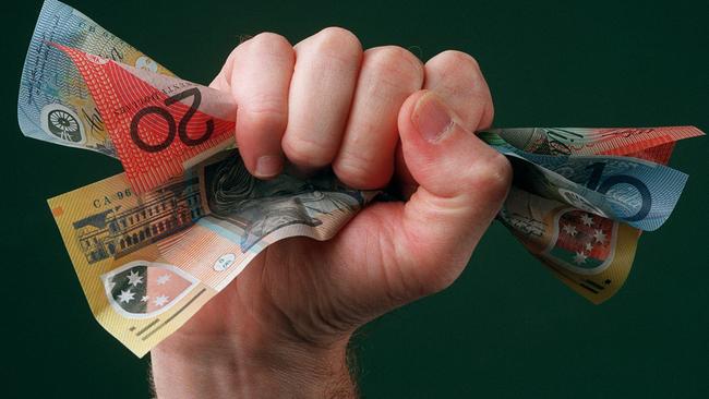 Koo Wee Rup woman threatened to bash sister-in-law over cash.