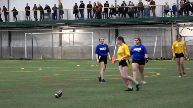 Winnipeg Blue Bombers get in on growing sport of girls flag football