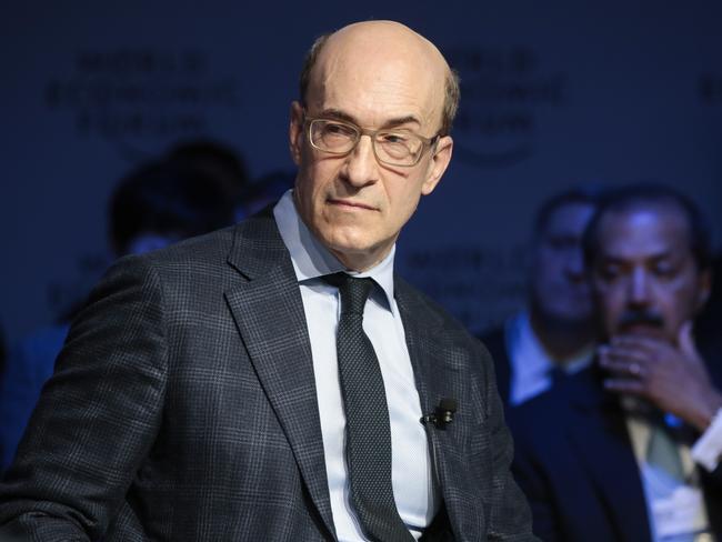 Kenneth Rogoff, professor of economics at Harvard University, pauses during a panel session on the opening day of the World Economic Forum (WEF) in Davos, Switzerland, on Tuesday, Jan. 23, 2018. World leaders, influential executives, bankers and policy makers attend the 48th annual meeting of the World Economic Forum in Davos from Jan. 23 - 26. Photographer: Jason Alden/Bloomberg